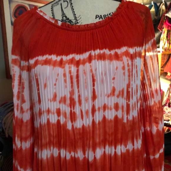 BNWOT  Women’s Nygard Tie Die Pleated Tunic - Picture 2 of 12